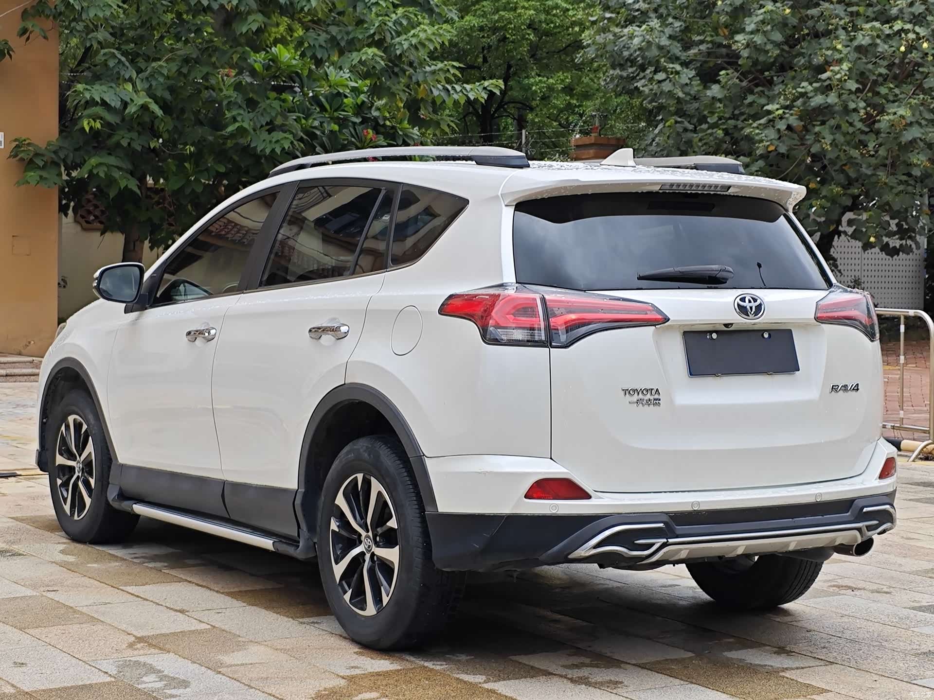 Toyota RAV4, 2019 6