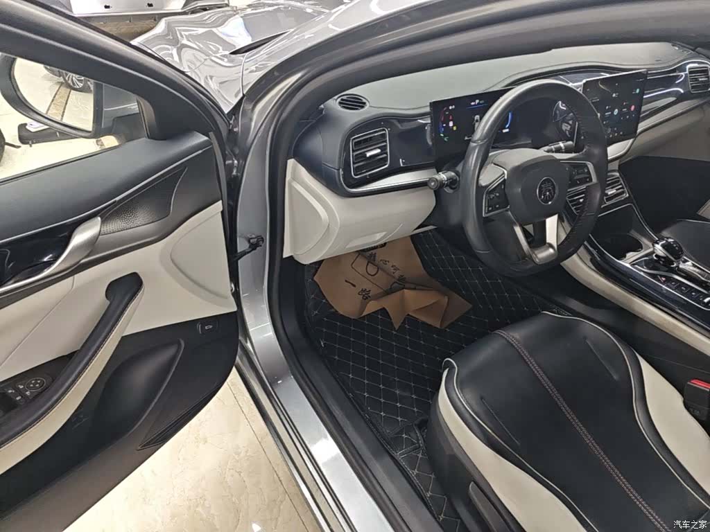 BYD Qin, 2023 12