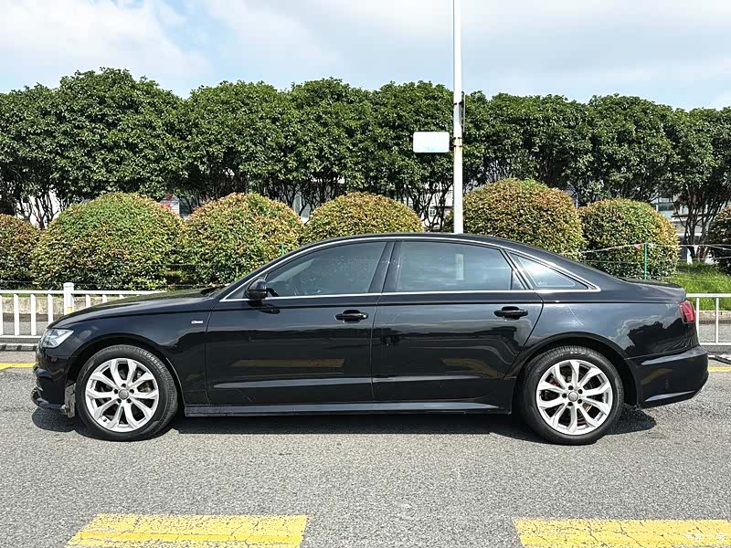 Audi A6L, 2018 3