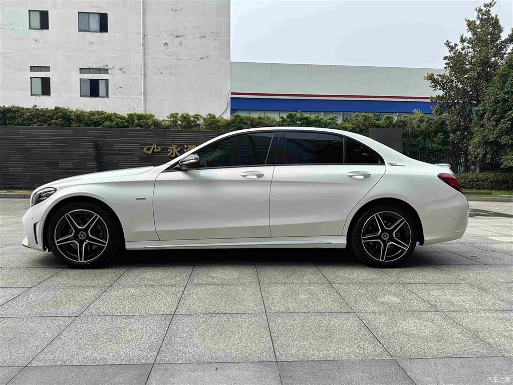 Mercedes-Benz C-Class, 2021 11