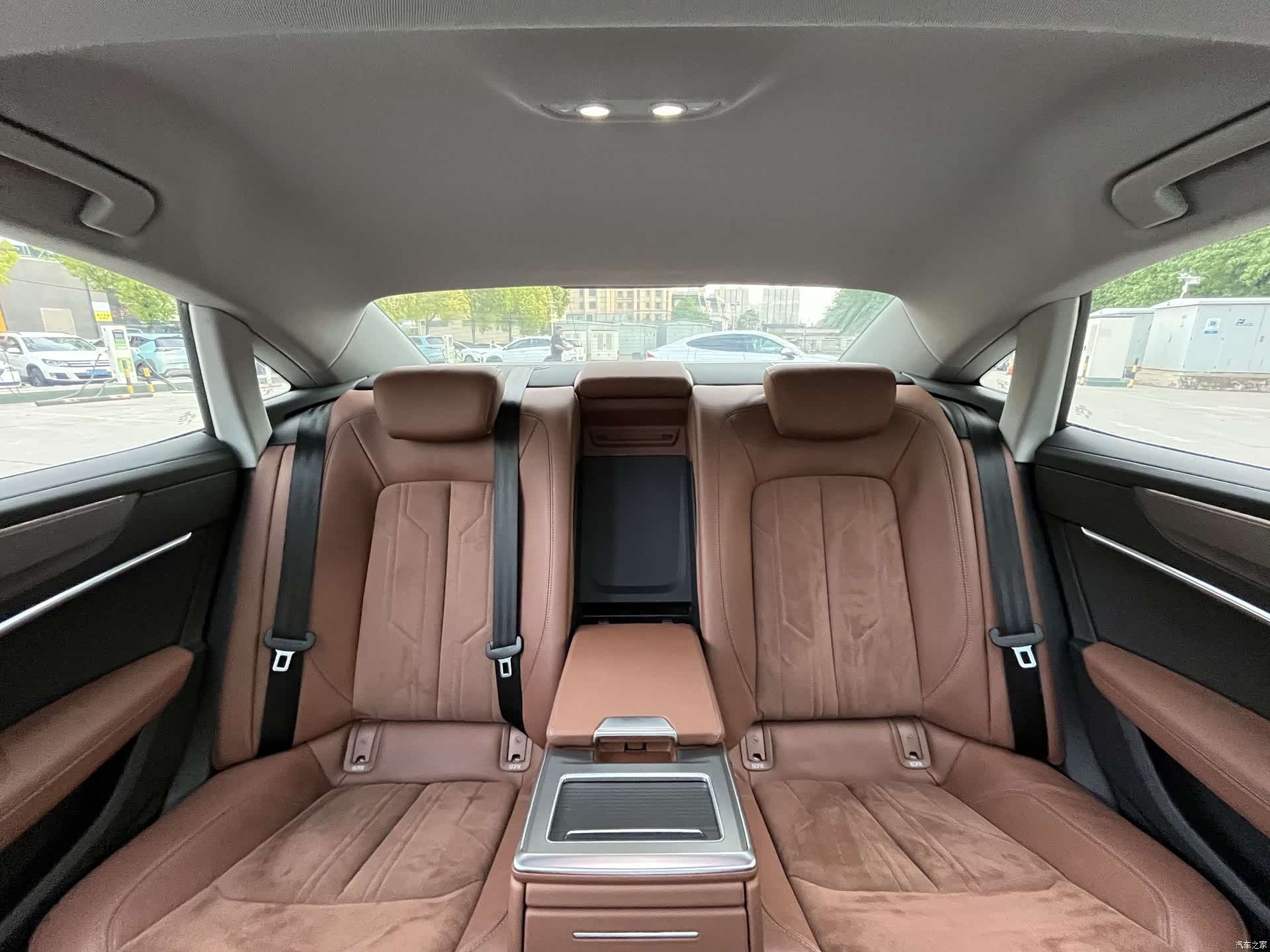 Audi A7L, 2024 12