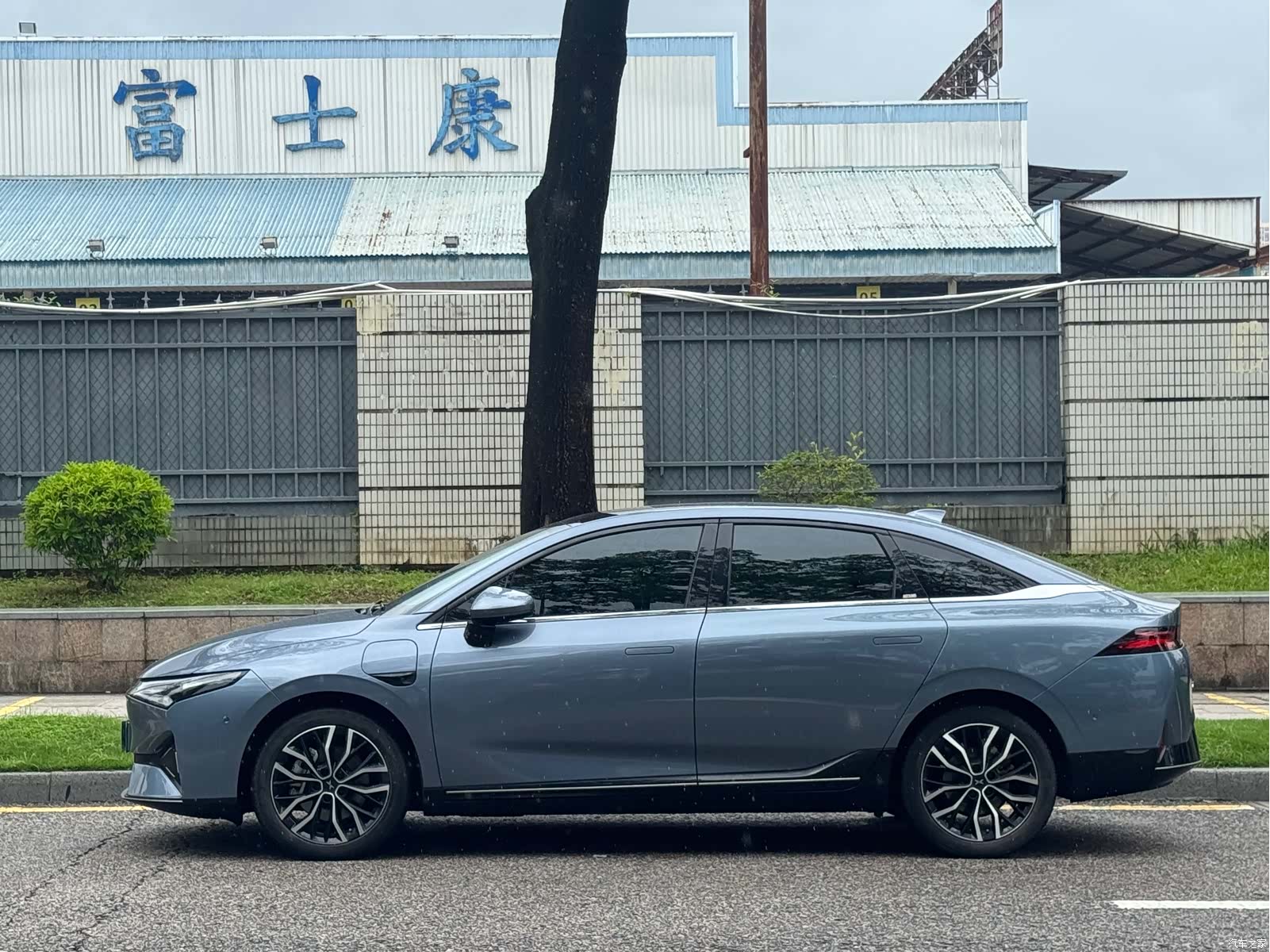 Xpeng P5, 2022 12