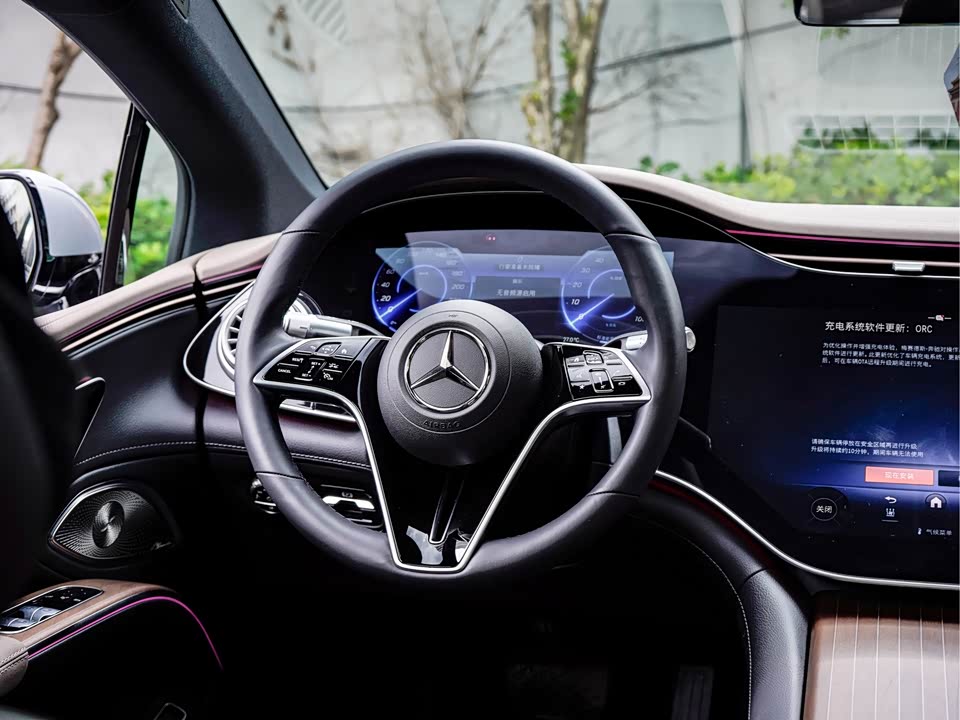 Mercedes-Benz EQS Mercedes-Benz EQS