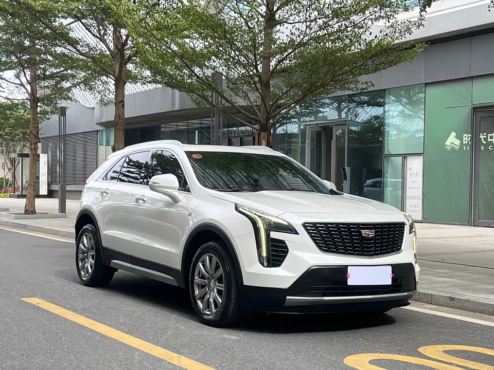 Cadillac XT4