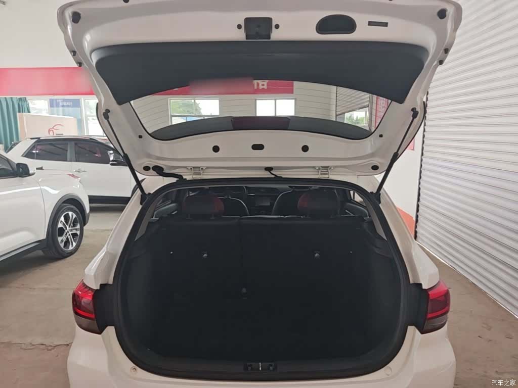 Kia KX, 2017 19