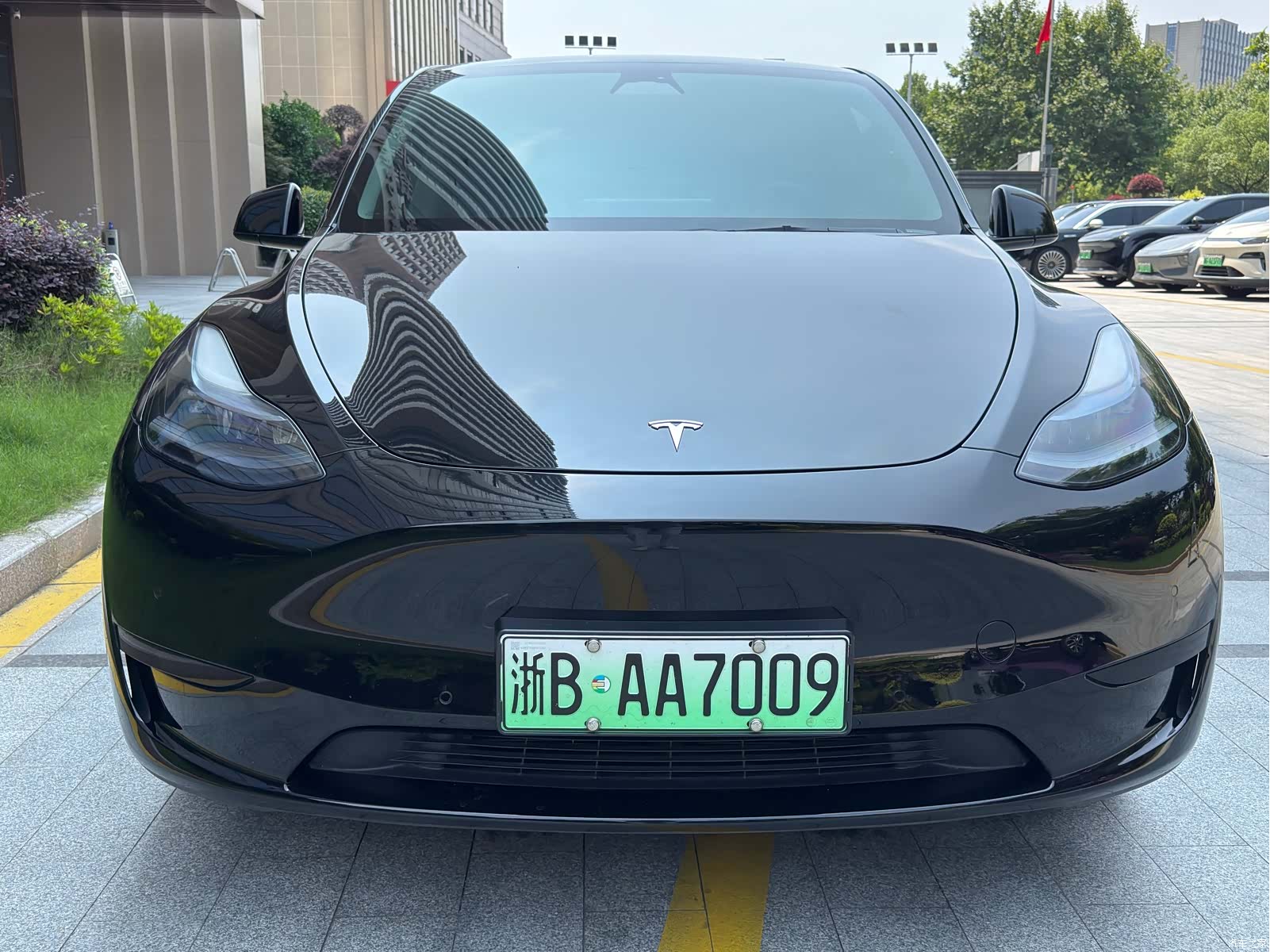 Tesla Model Y, 2023 2