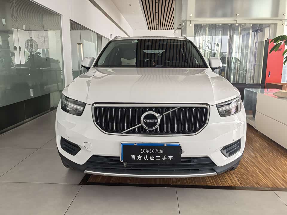 Volvo XC40
