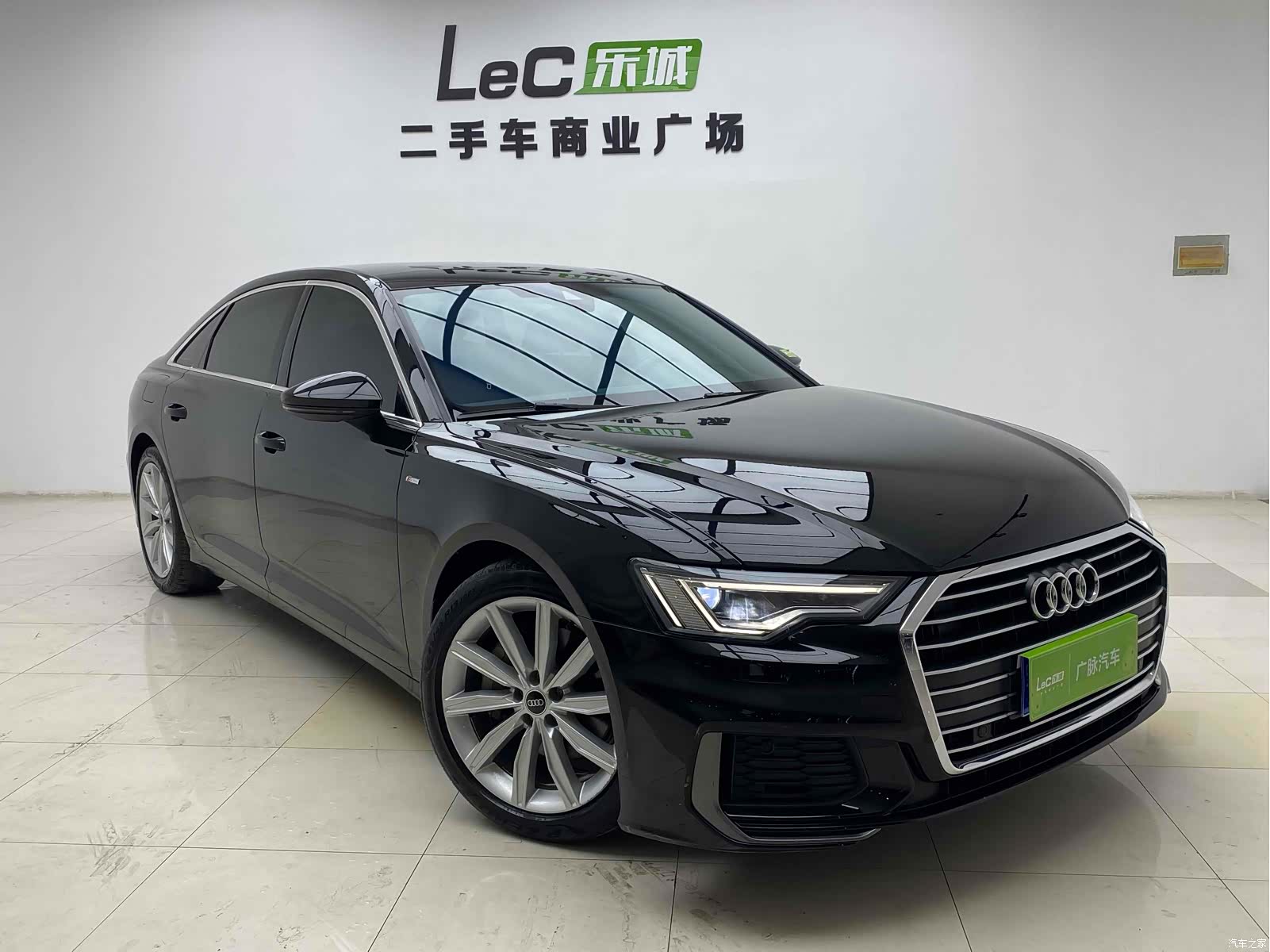 Audi A6L, 2021 3