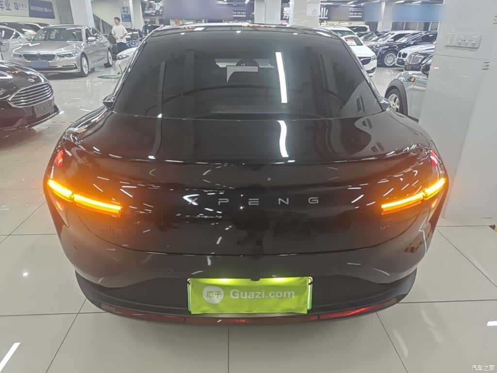 Xpeng Mona M03, 2025 6