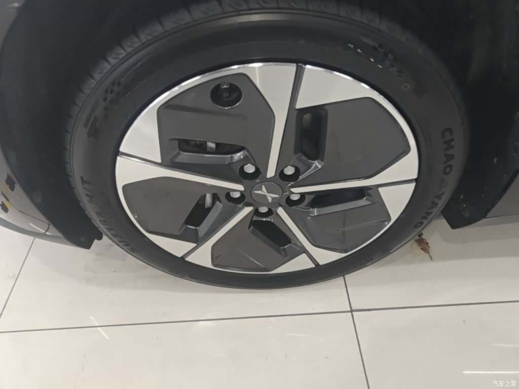 Xpeng Mona M03, 2025 23