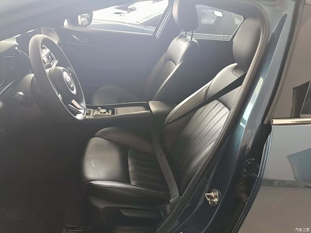 Mazda CX-4, 2020 15