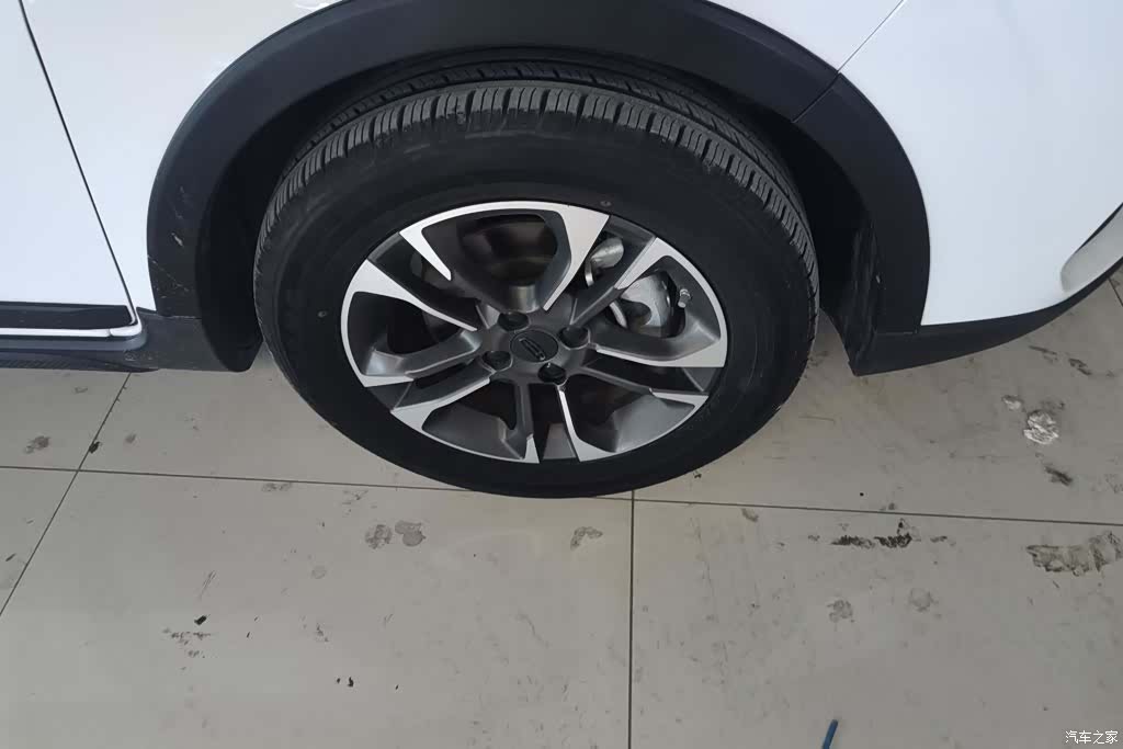 Geely EX3, 2022 6