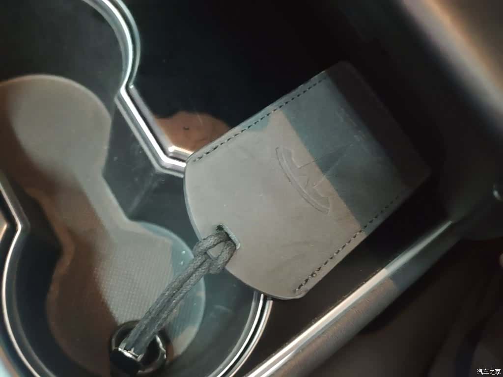 Tesla Model 3, 2019 9