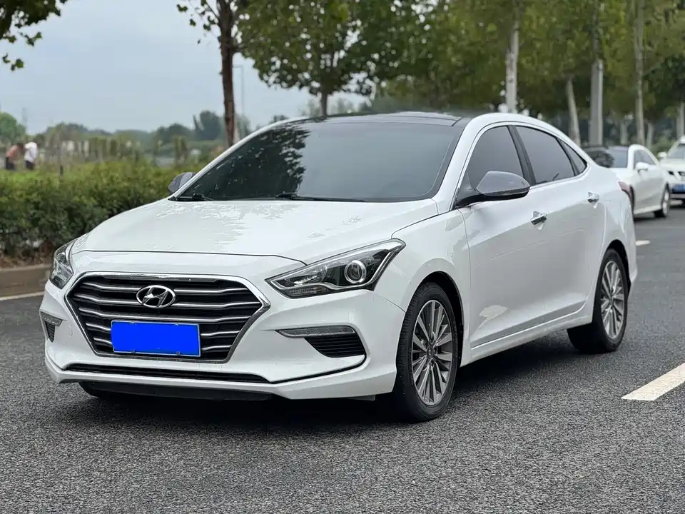 Hyundai Name picture