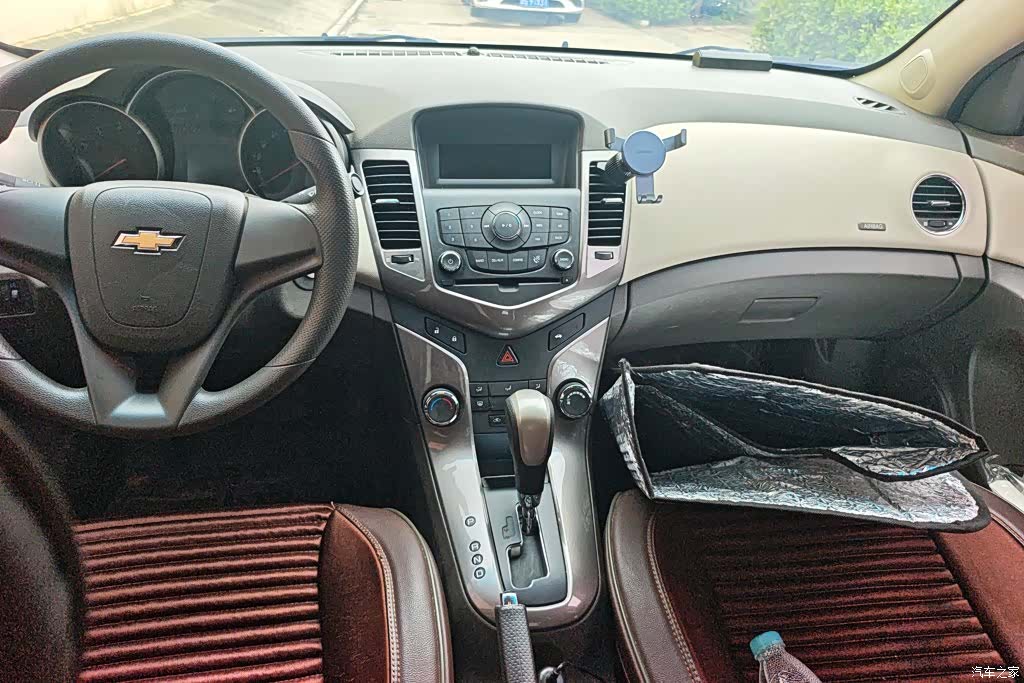 Chevrolet SE, 2016 12