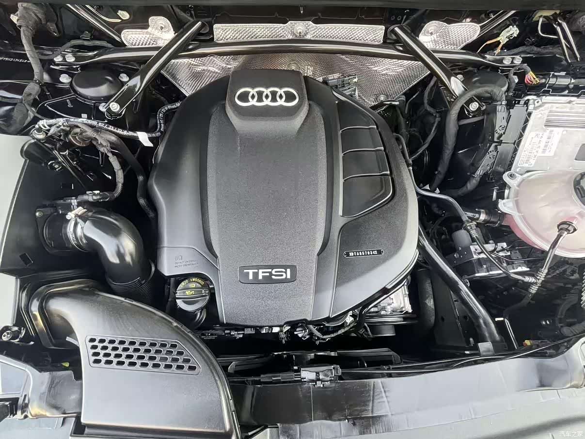 Audi Q5L, 2023 11
