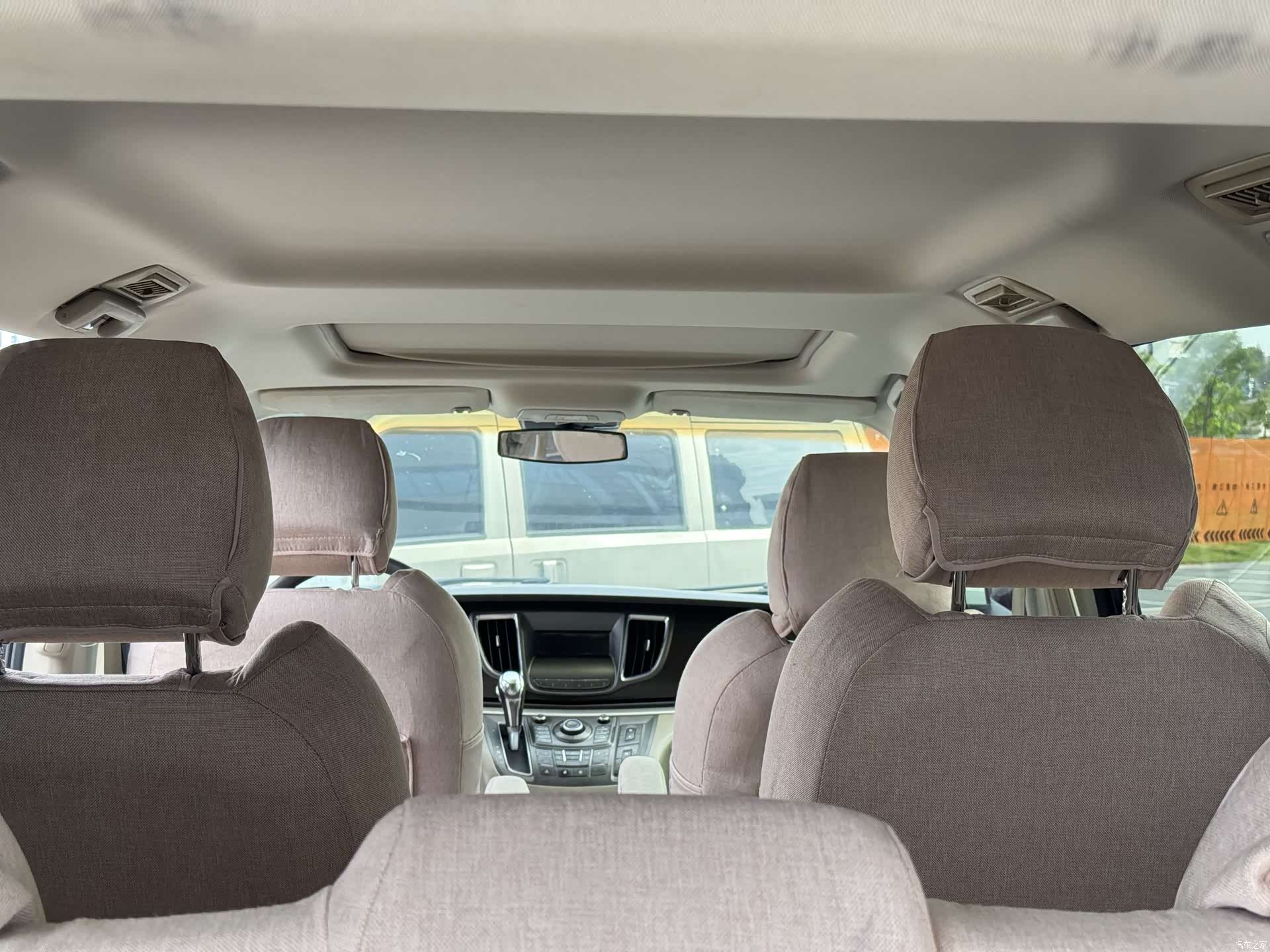 Buick GL8, 2013 20