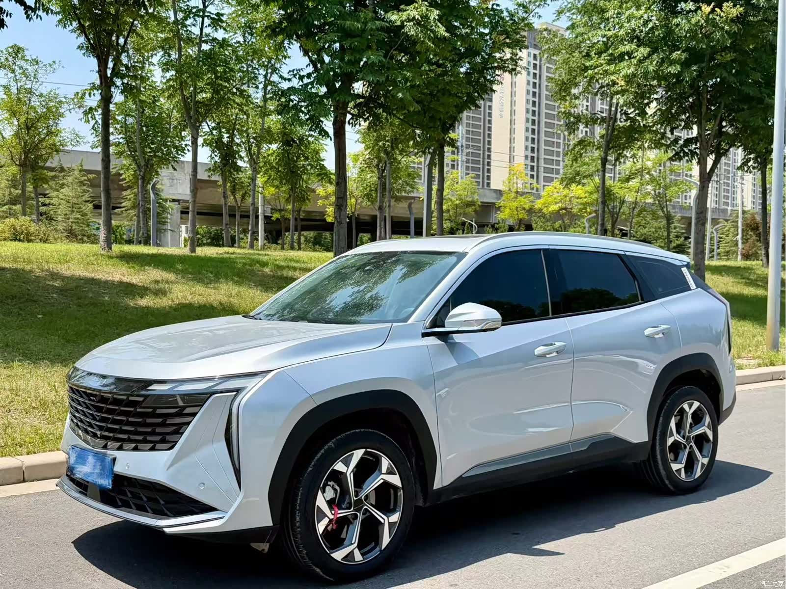 Geely Boyue, 2023 1