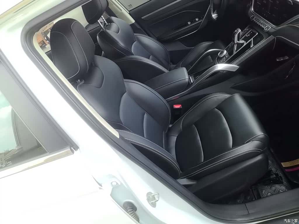 Geely Boyue, 2021 25