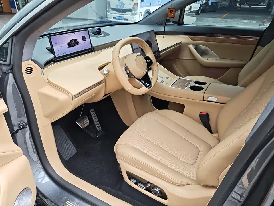 HarmonyOS Wisdom World R7