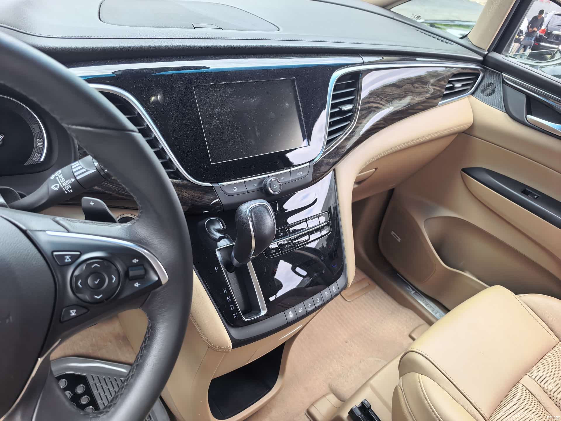 Buick GL8, 2020 12