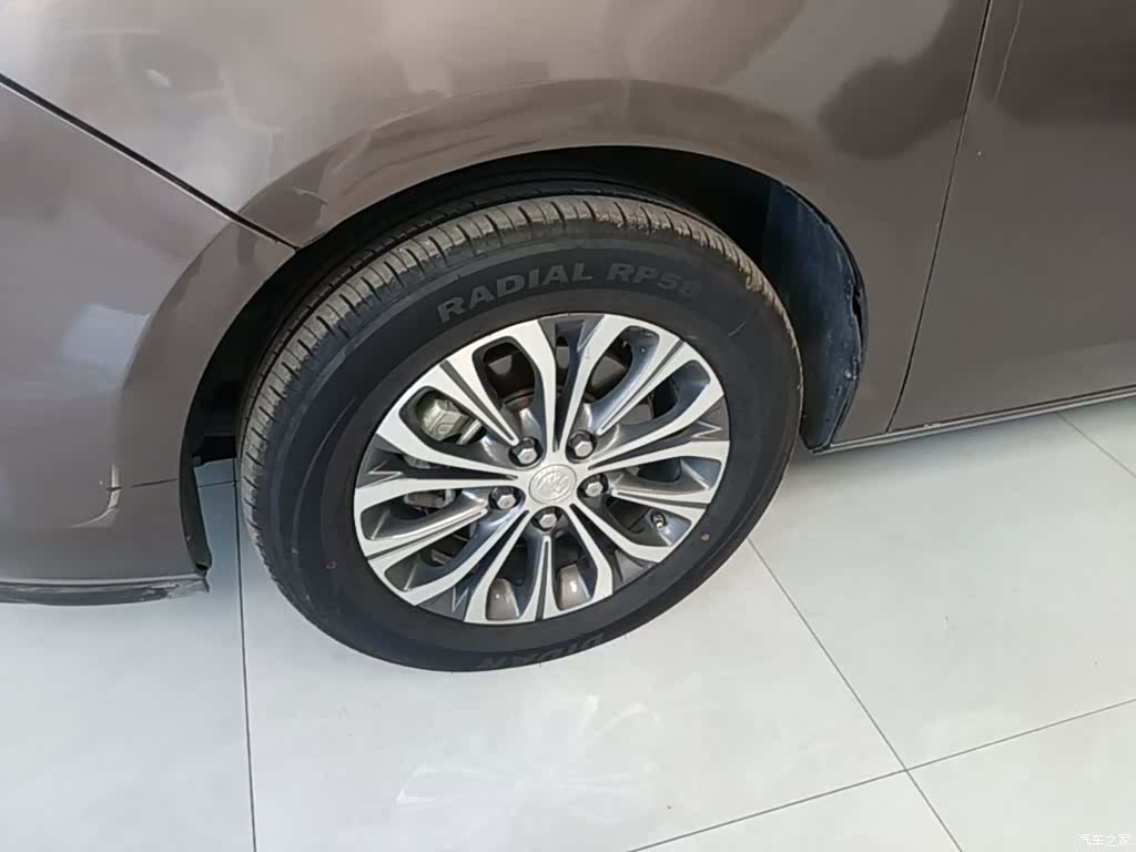 Buick GL8, 2022 23