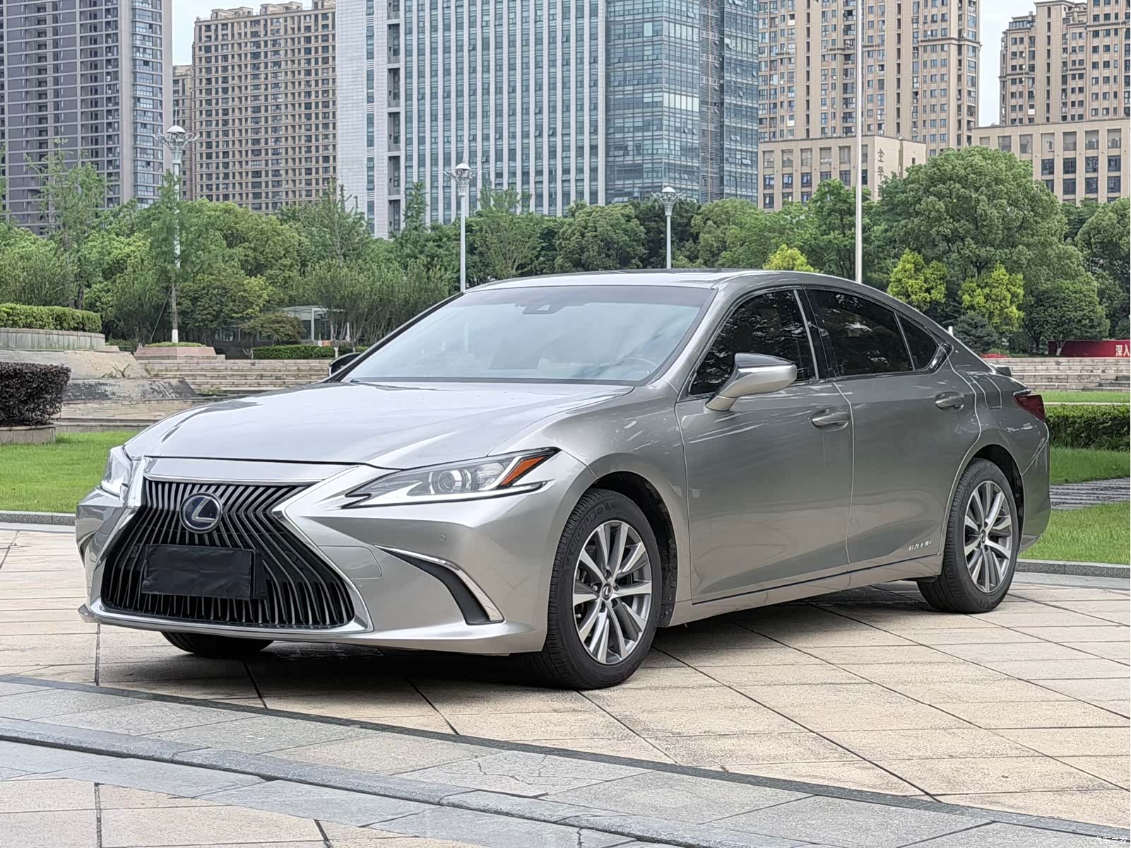 Lexus ES, 2019 1