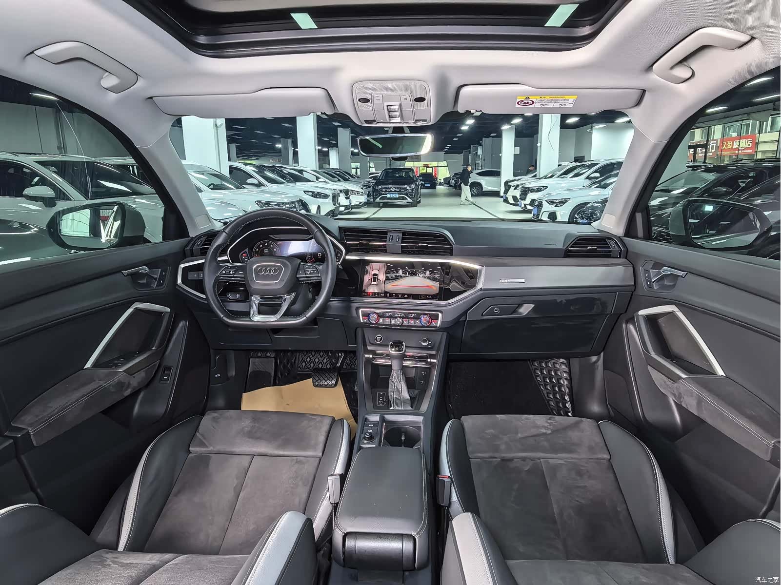 Audi Q3, 2022 15