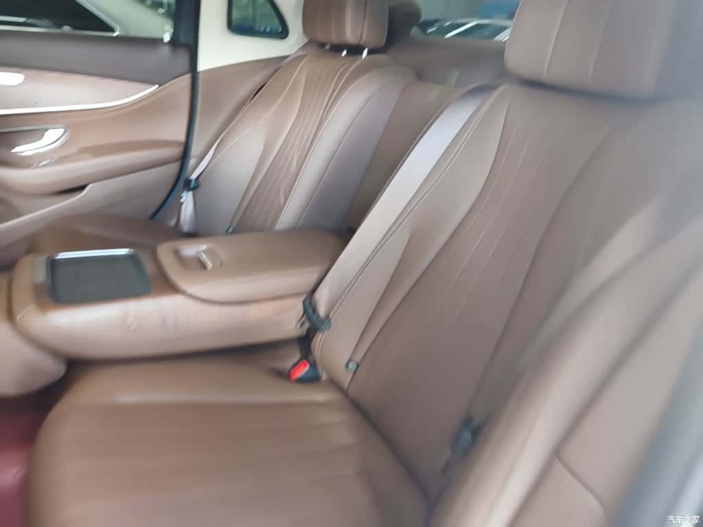 Mercedes-Benz E-Class, 2020 17