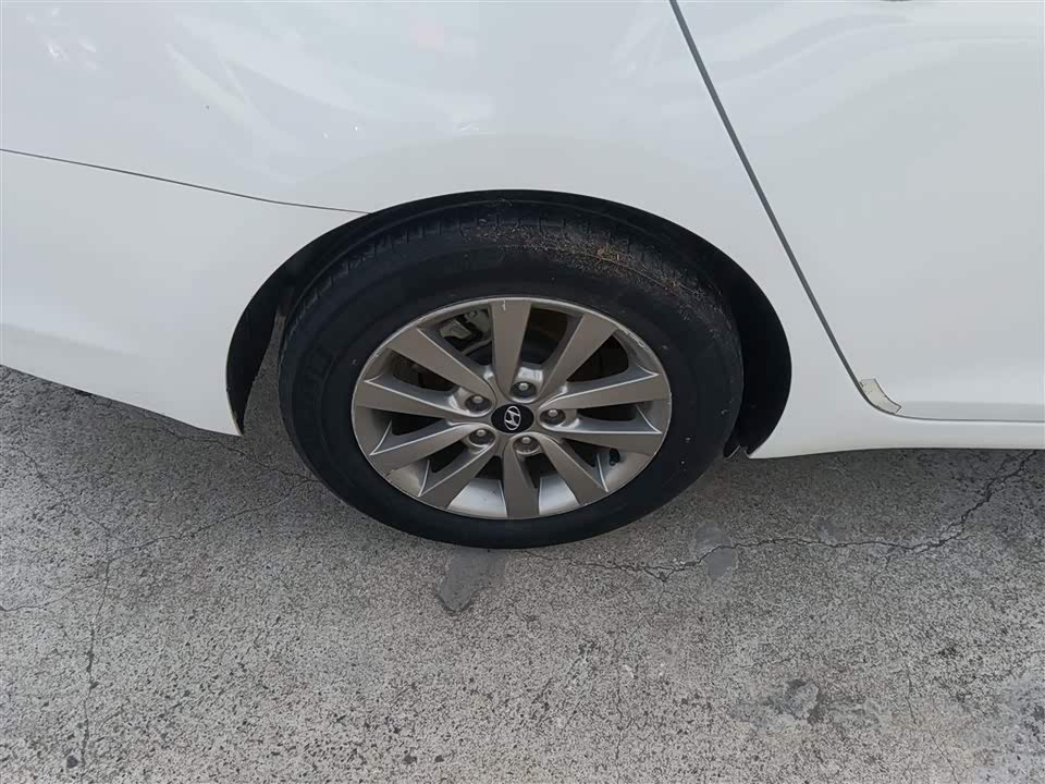 Hyundai Name picture