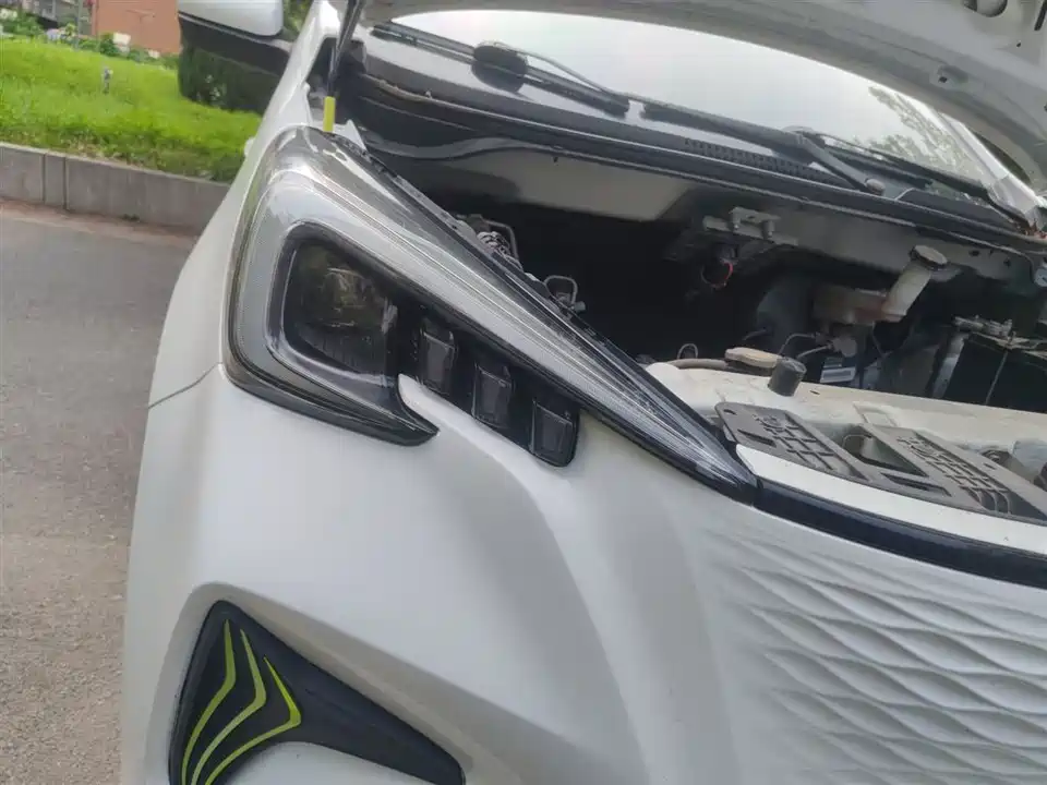 Changan Benben E-Star