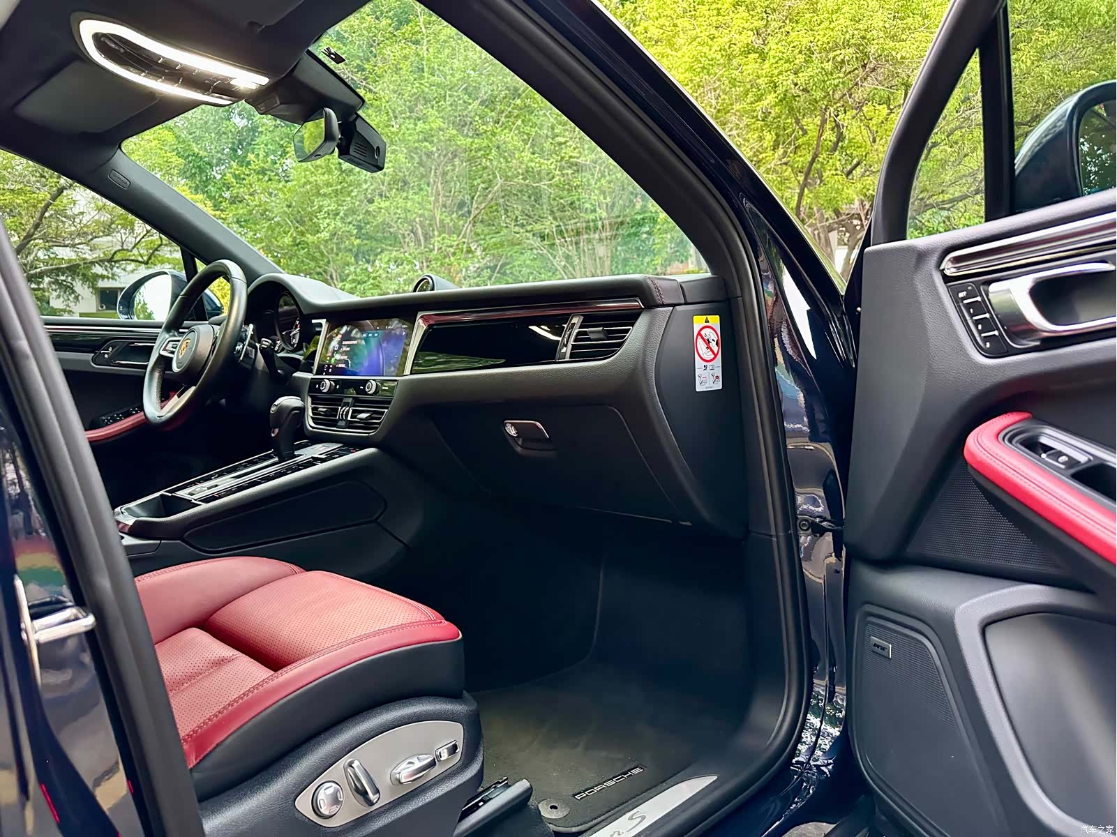 Porsche Macan, 2022 23