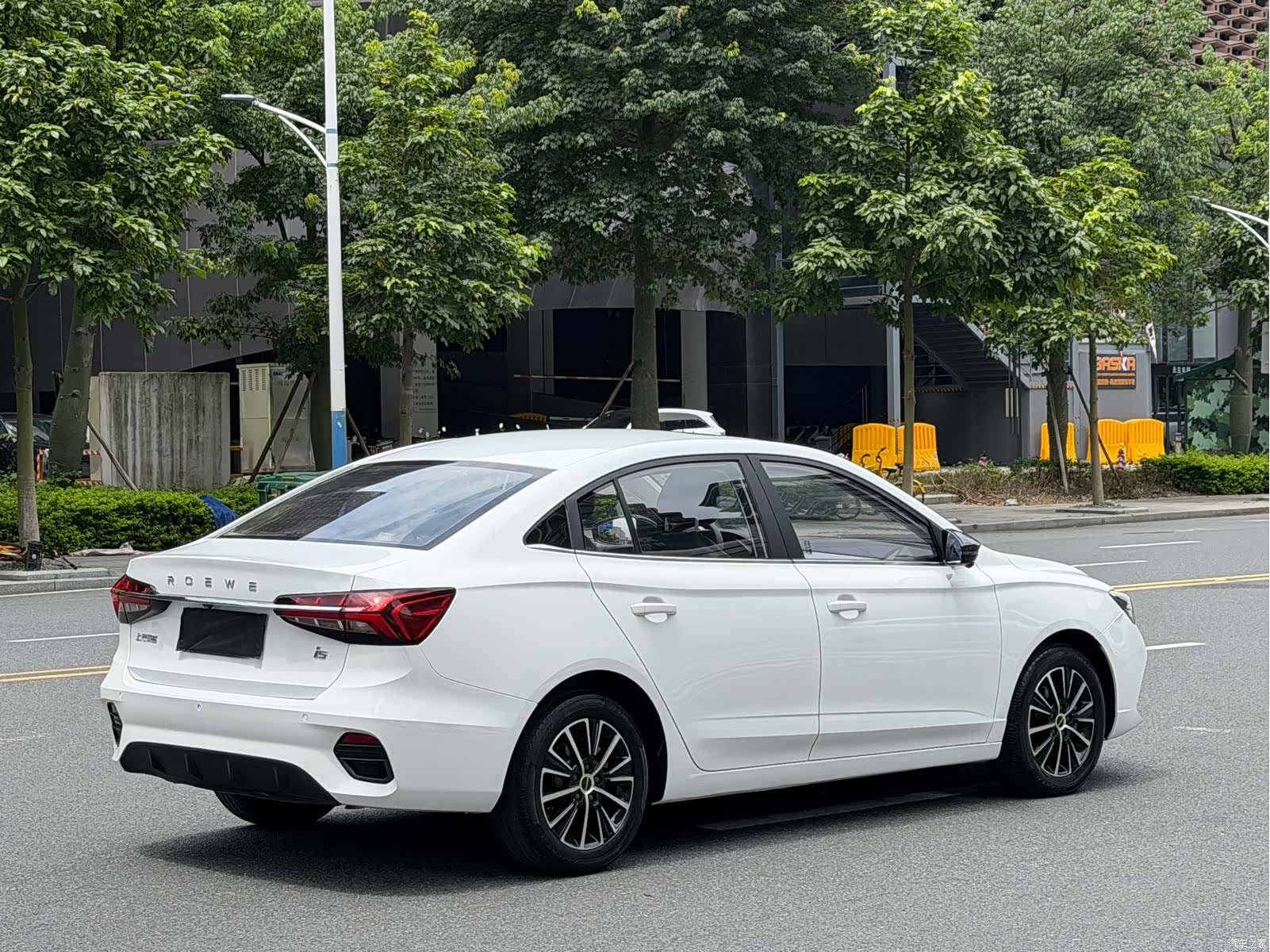 Roewe i5, 2022 6