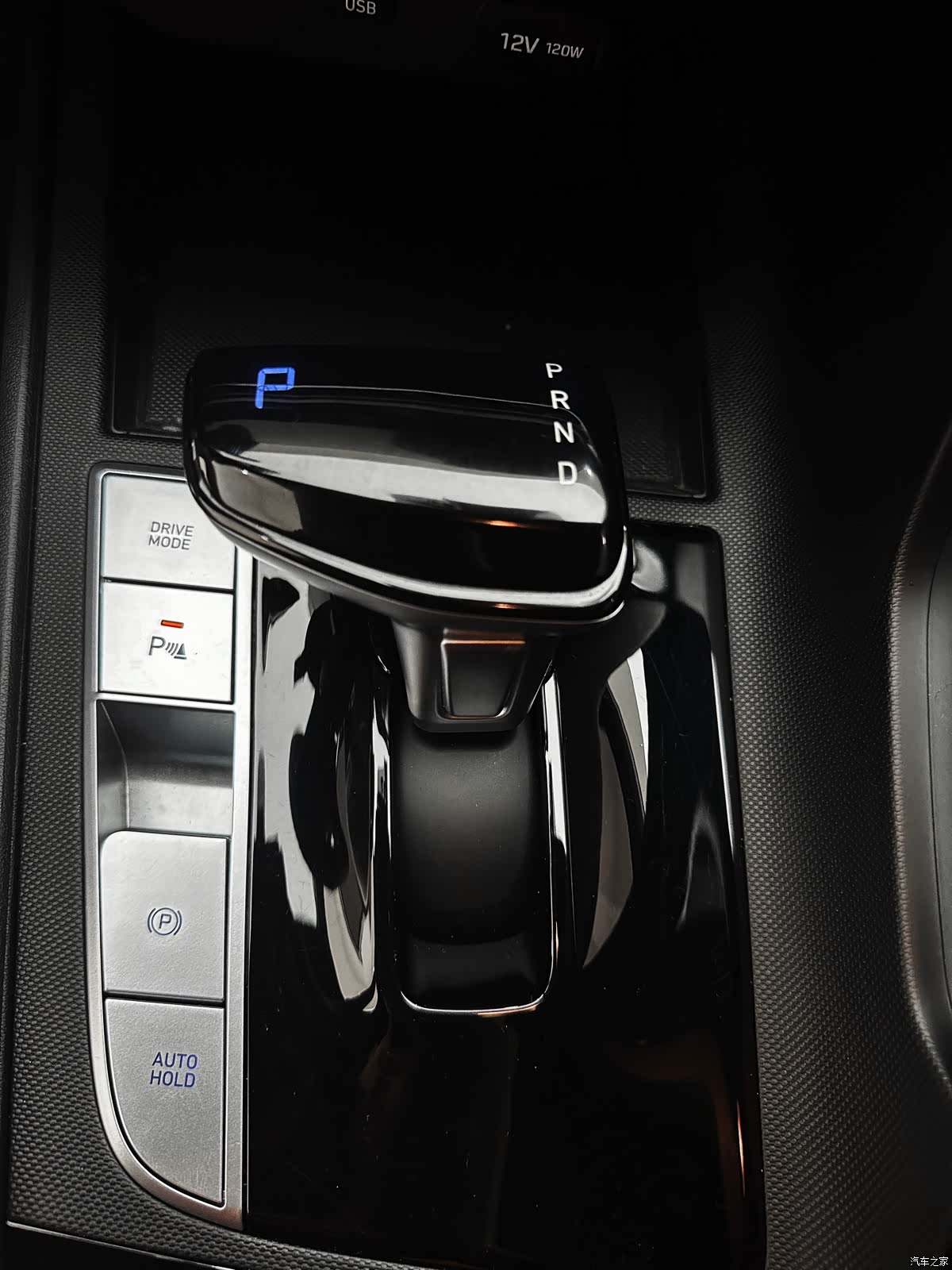 Hyundai Elantra, 2022 21