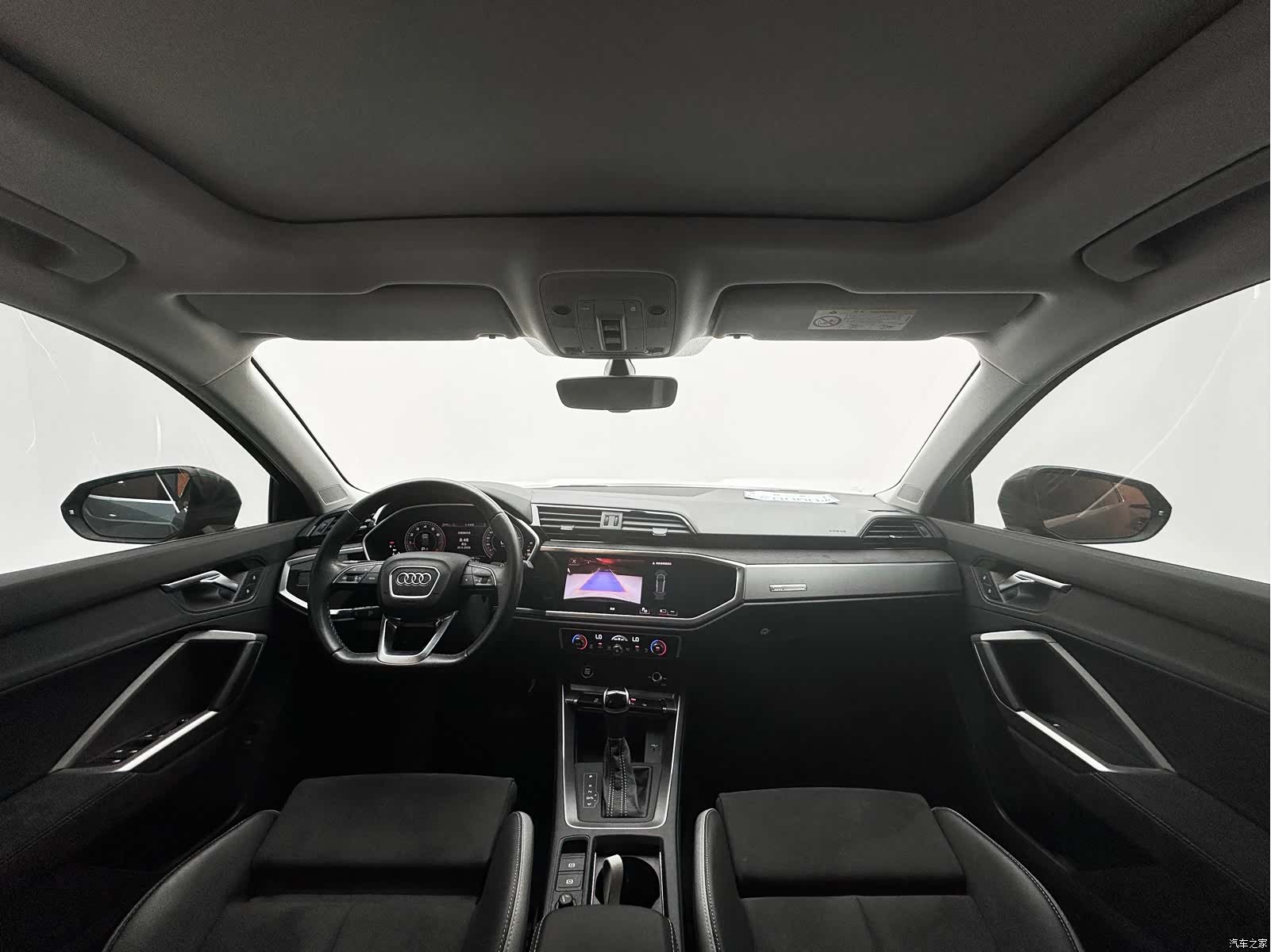 Audi Q3, 2023 19