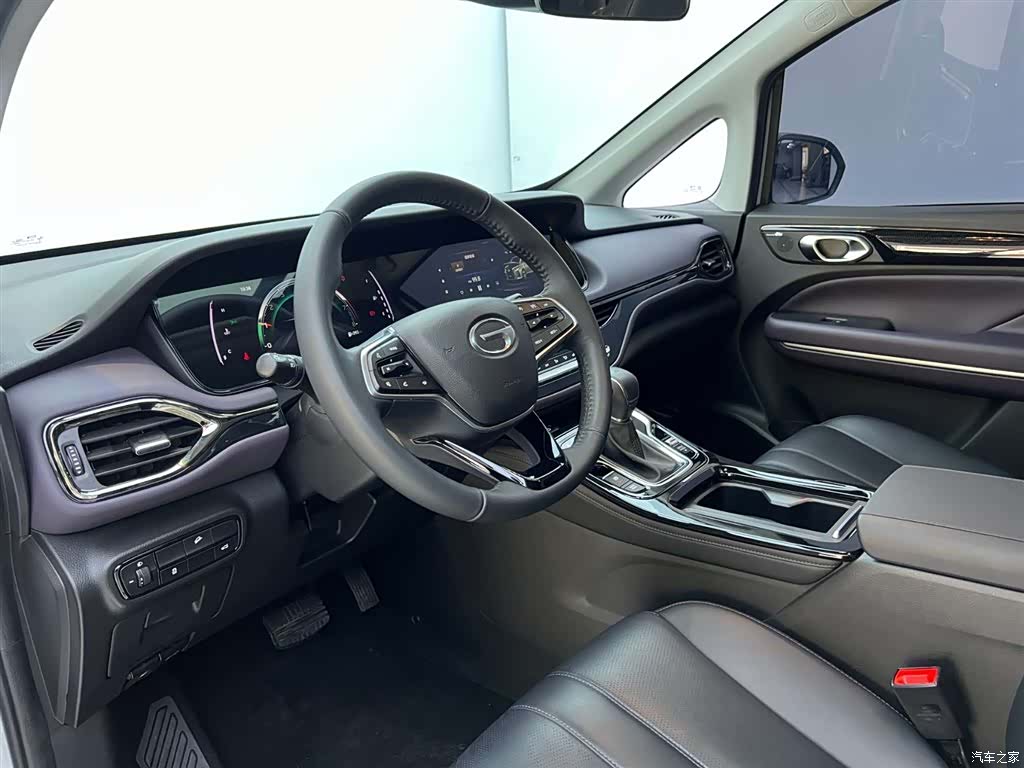 Trumpchi M6, 2025 18