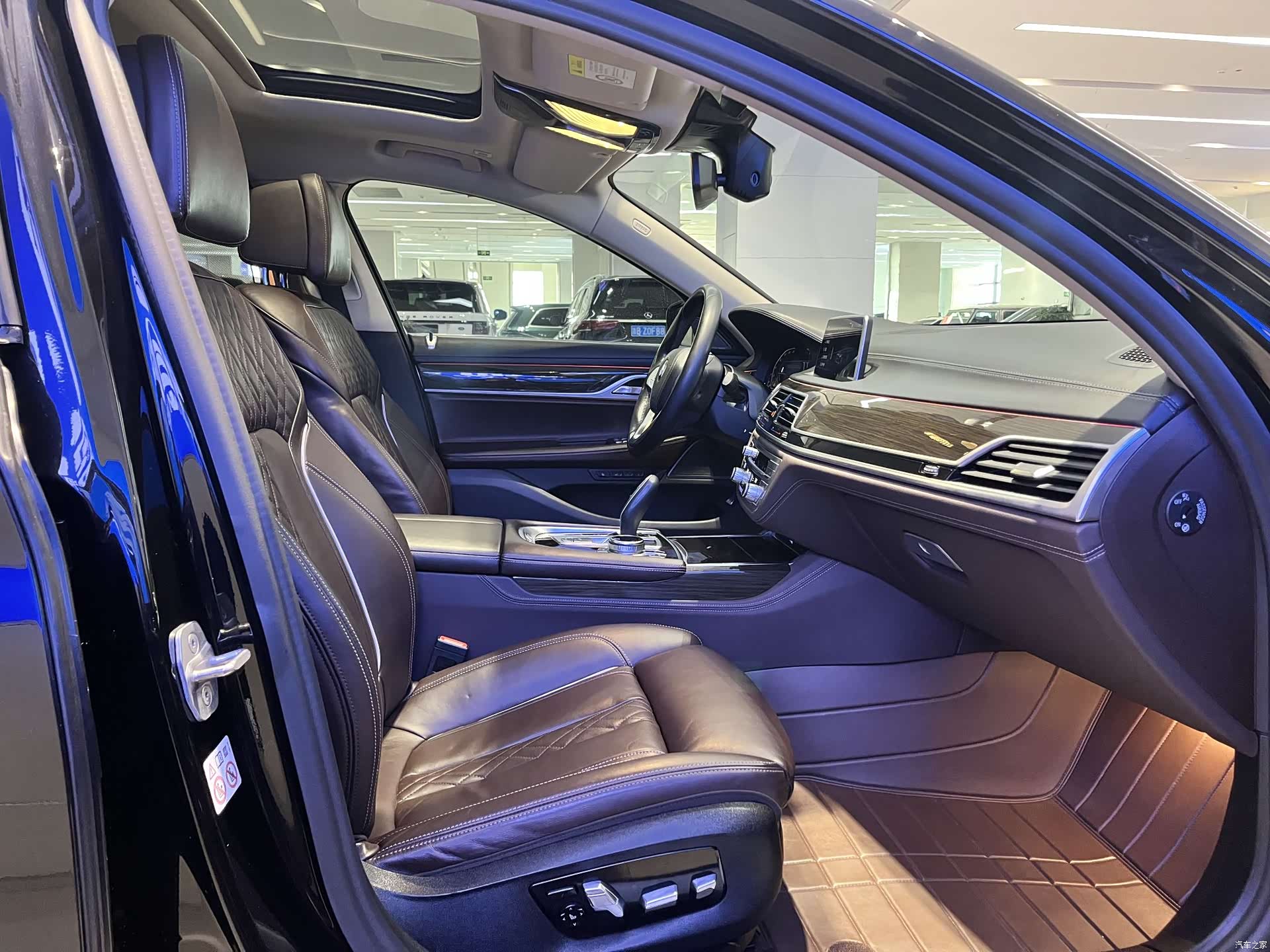BMW 7 Series, 2021 4
