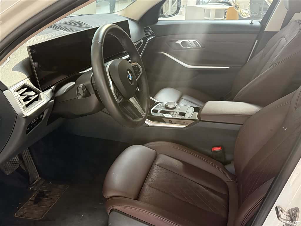 BMW 3 Series, 2024 все фото