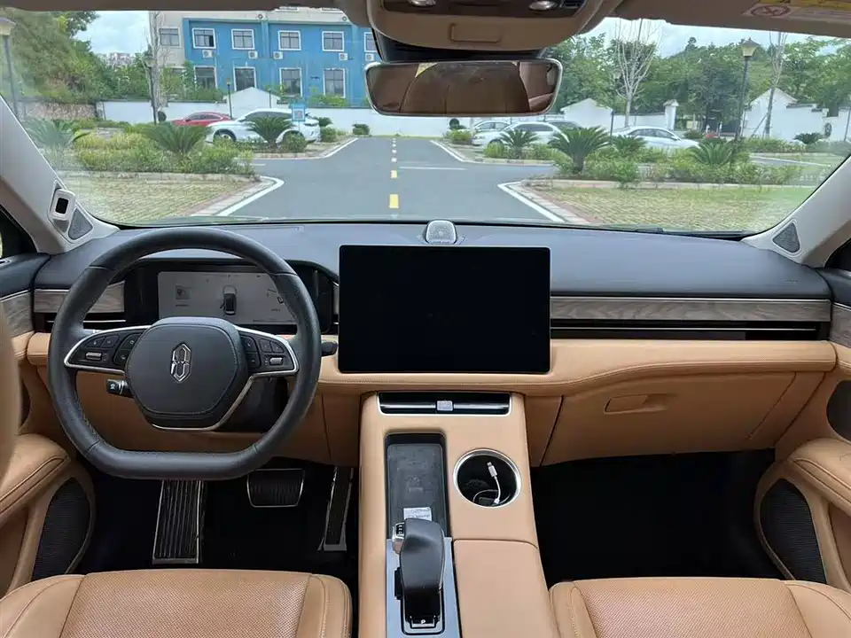 HarmonyOS Ask the world M5