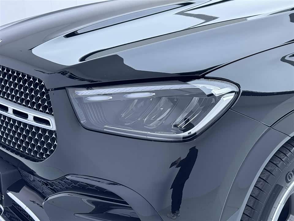 Mercedes-Benz GLE Mercedes-Benz GLE