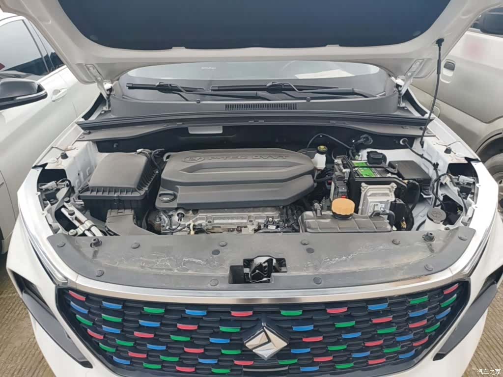 Wuling RS-3, 2019 20