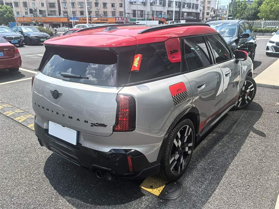 MINI JCW COUNTRYMAN