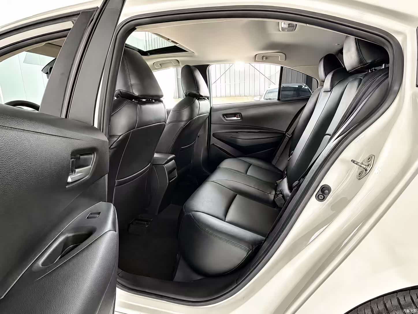 Toyota Corolla, 2022 16