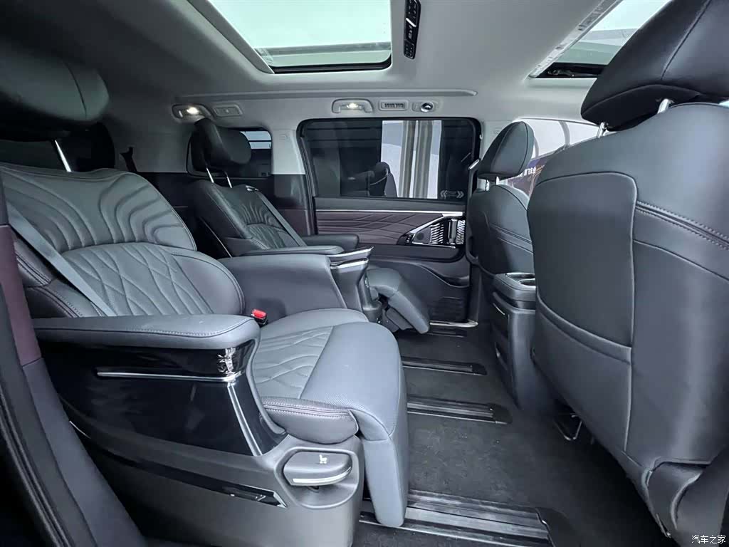 Trumpchi M8, 2025 25