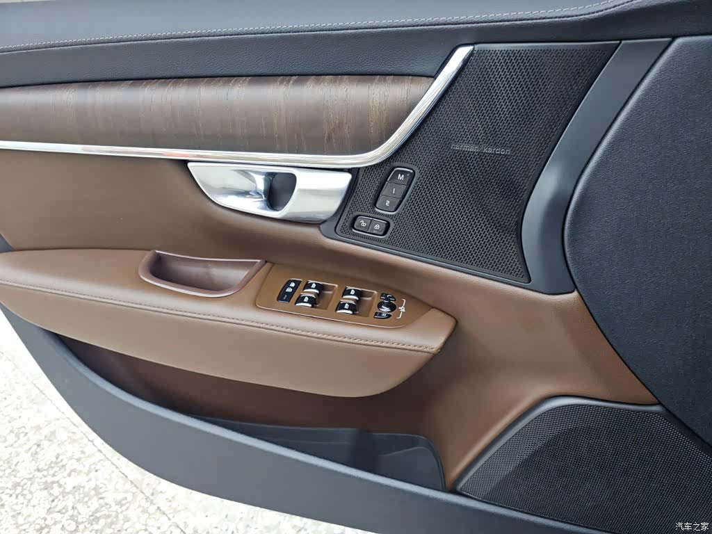 Volvo S90, 2023 10