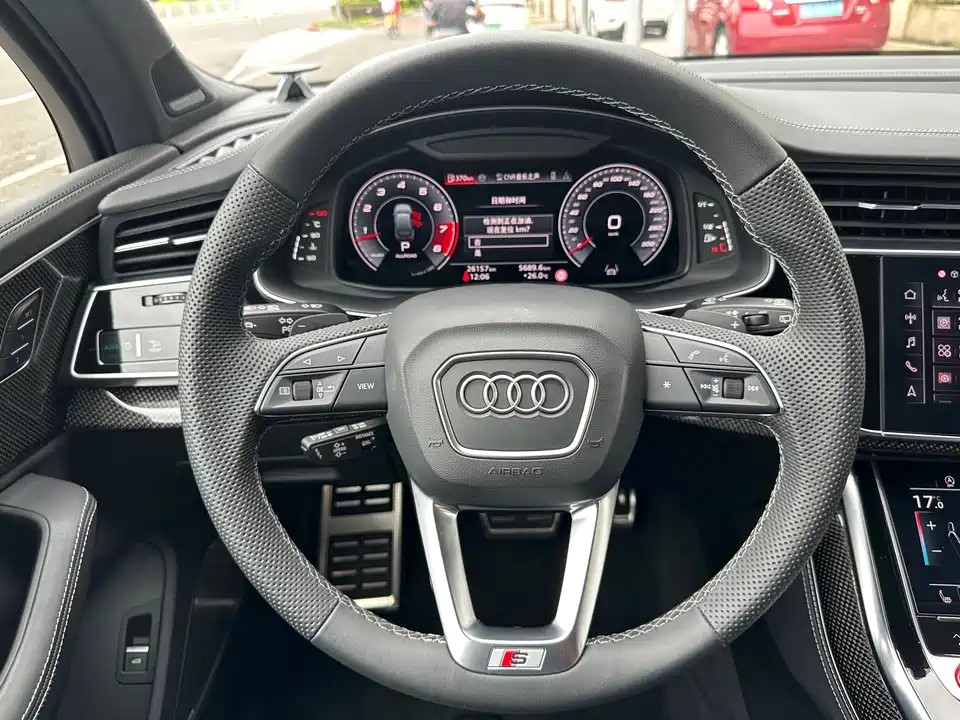 Audi SQ7