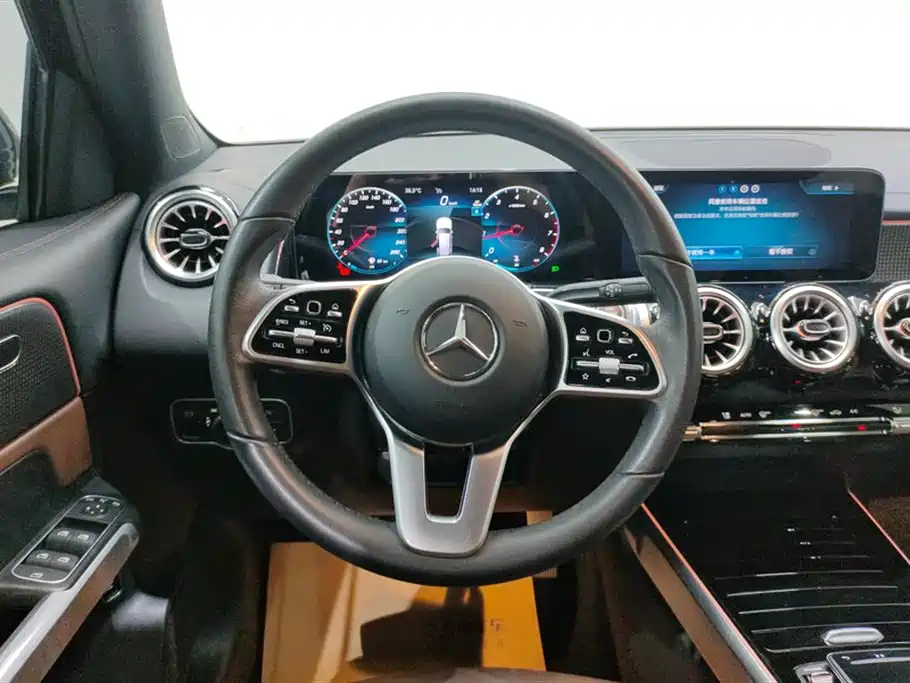 Mercedes-Benz GLB