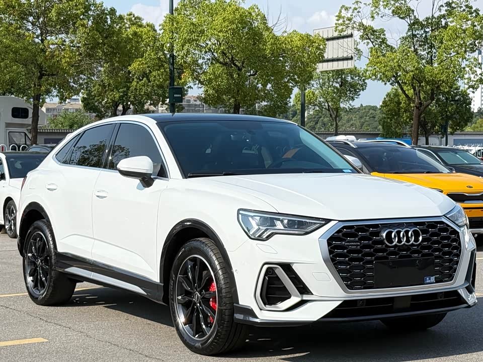 Audi Q3 Sportback Audi Q3 Sportback