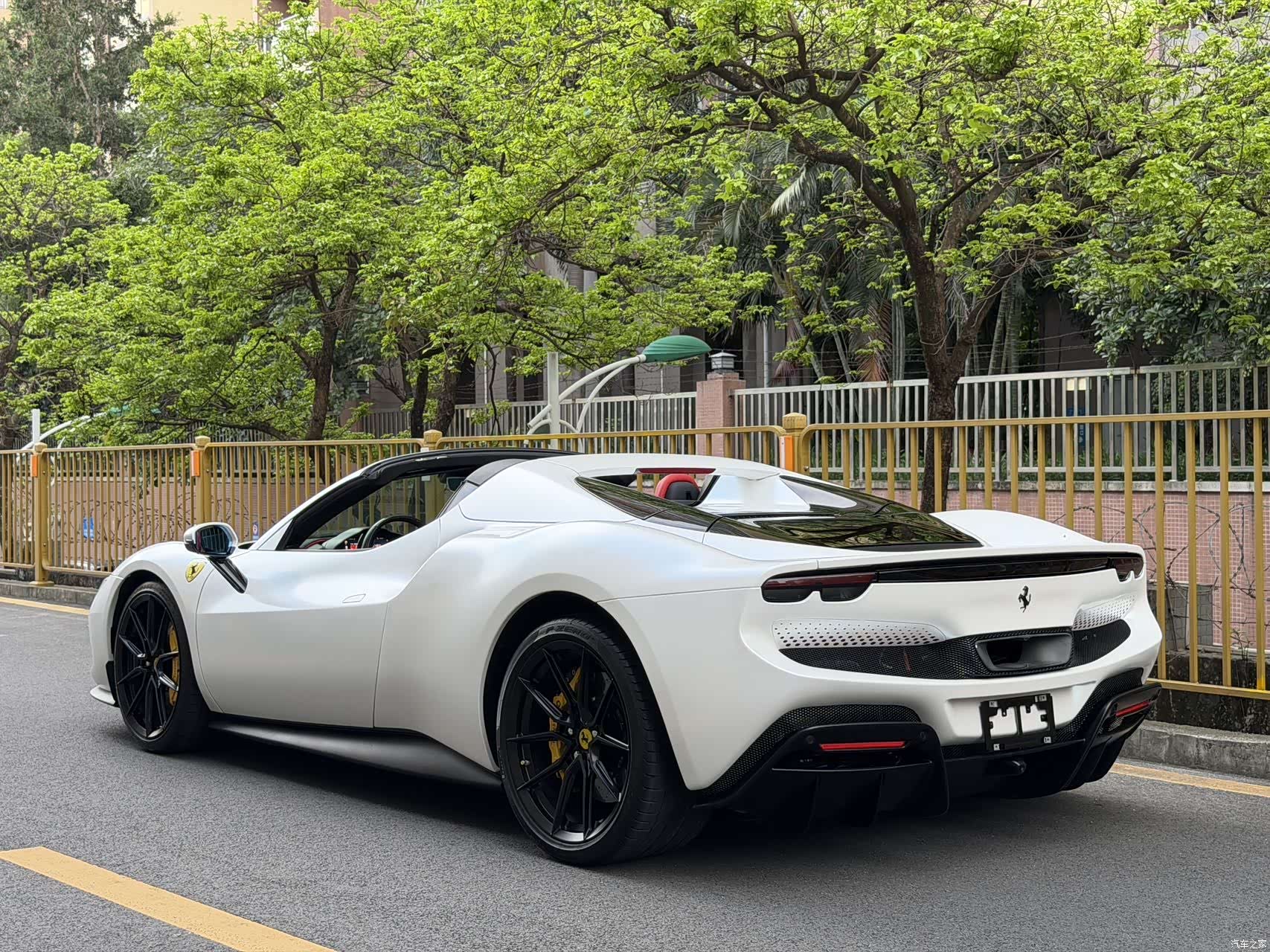 Ferrari 296, 2024 3