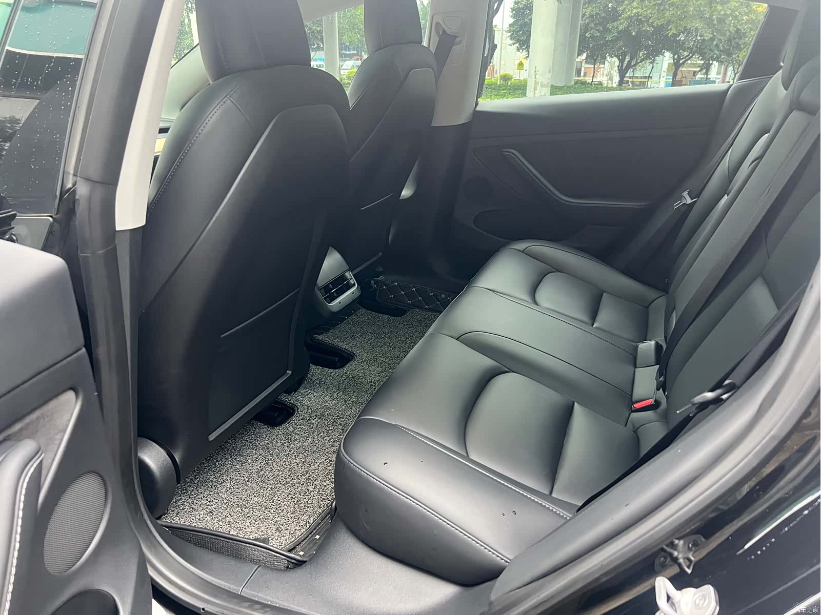 Tesla Model 3, 2022 8